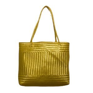 SPRING / summer tote bag . Perfect condition.